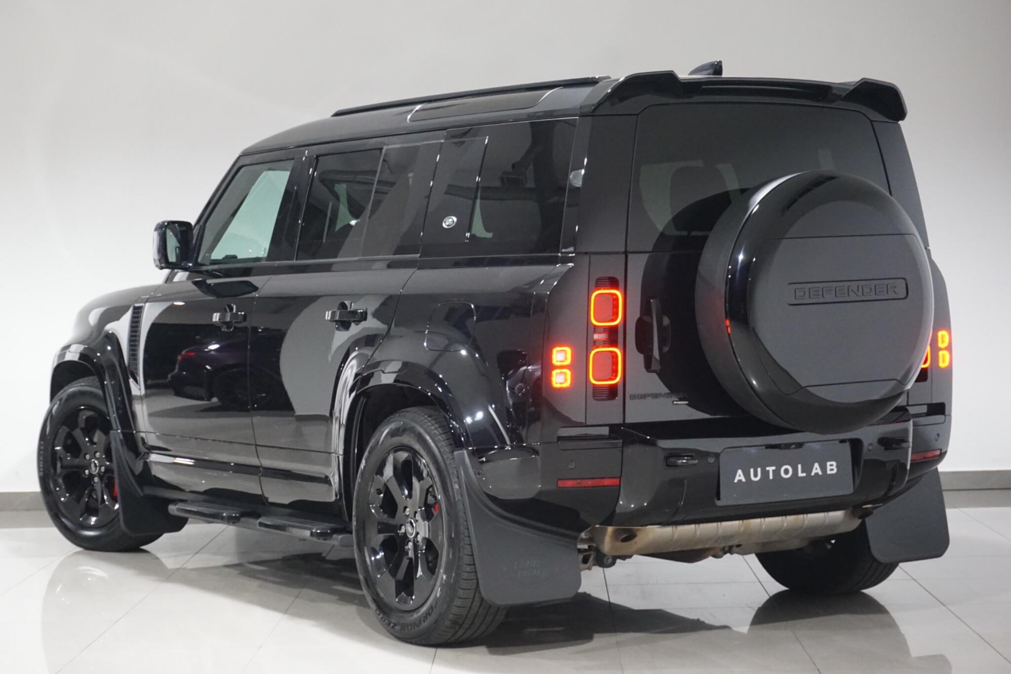 Land Rover Defender 110 2.0 P400e 15.4kWh X-Dynamic HSE SUV 5dr Petrol Plug-in Hybrid Auto 4WD Euro 6 (s/s) (404 ps)